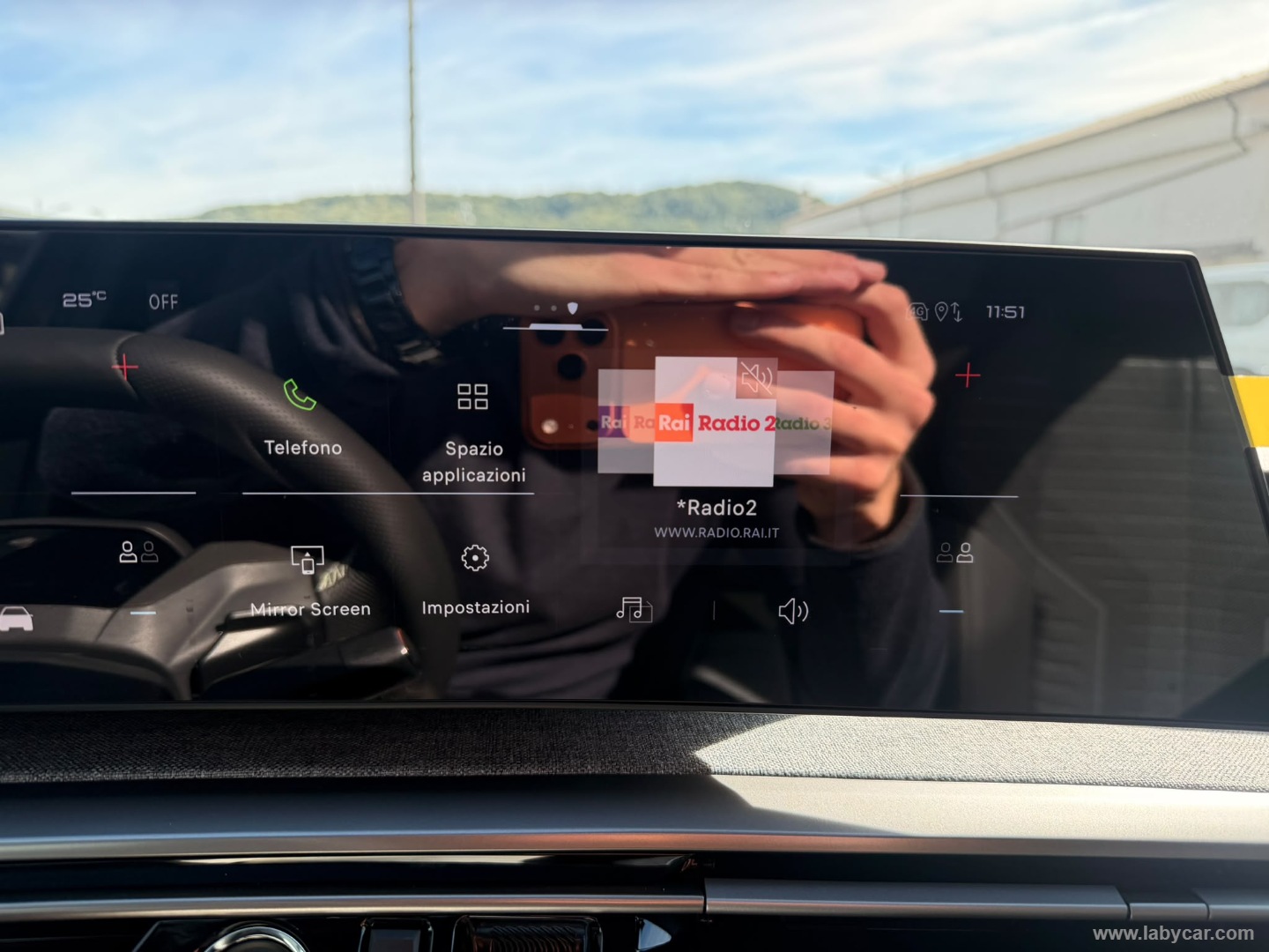 Peugeot 3008 Hybrid 145 e-DCS6 GT - Immagine 22