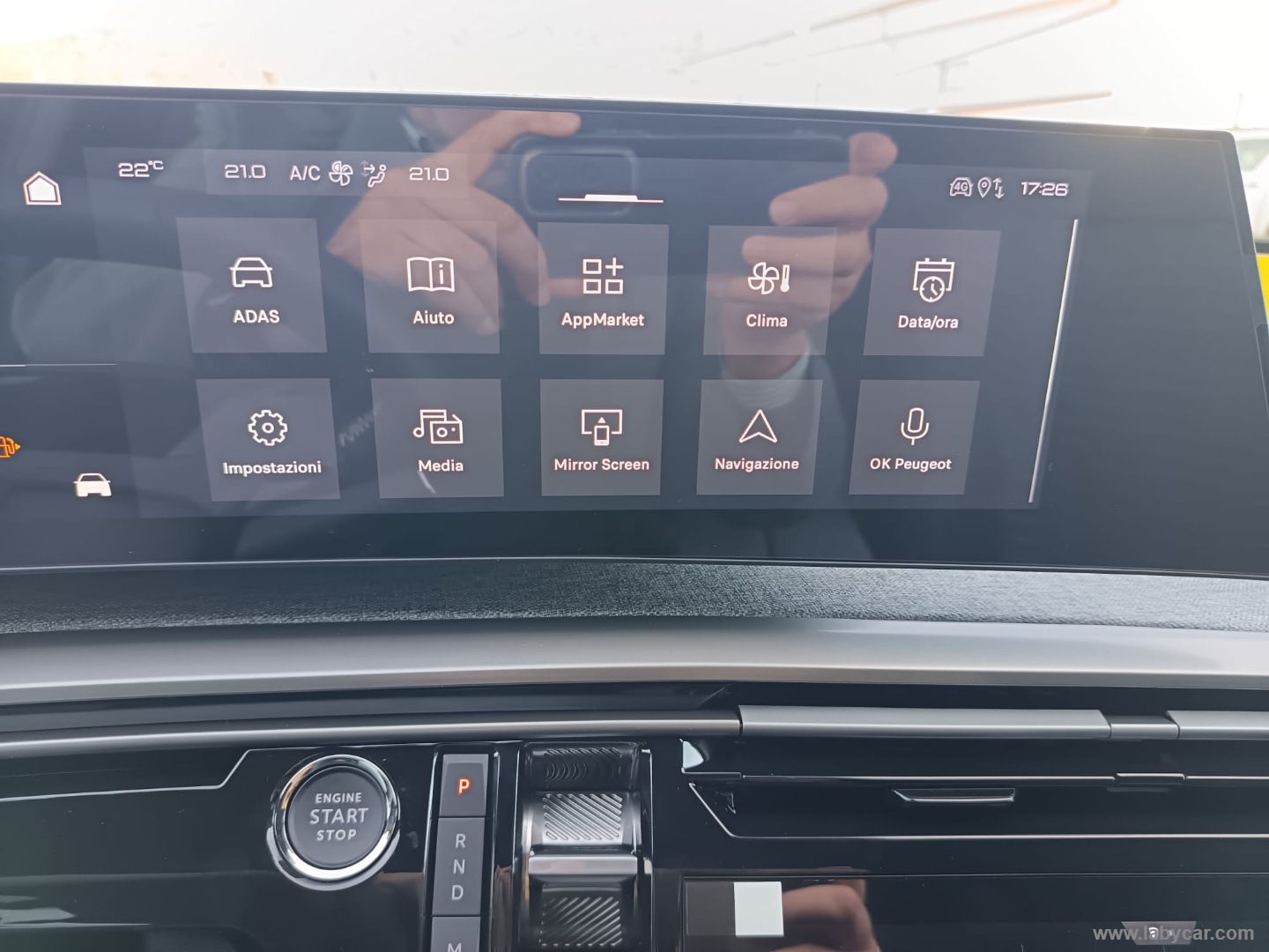 Peugeot 3008 Hybrid 145 e-DCS6 GT - Immagine 22