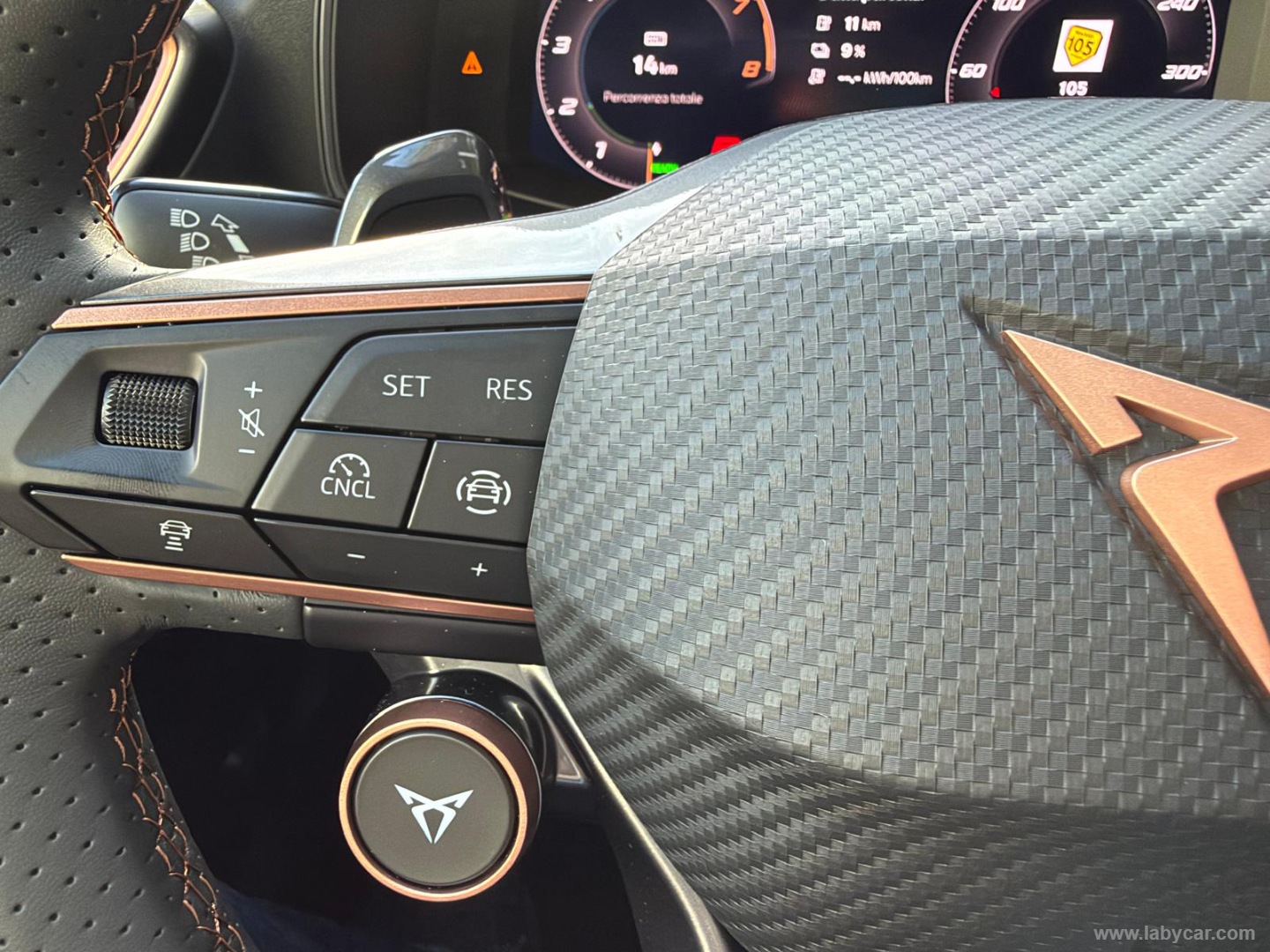 CUPRA Formentor 1.5 e-Hybrid DSG - Immagine 22