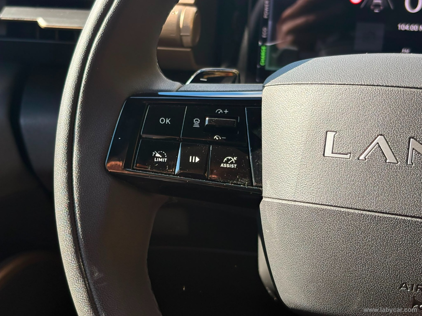 Lancia Ypsilon Hybrid e-DCT LX - Immagine 22