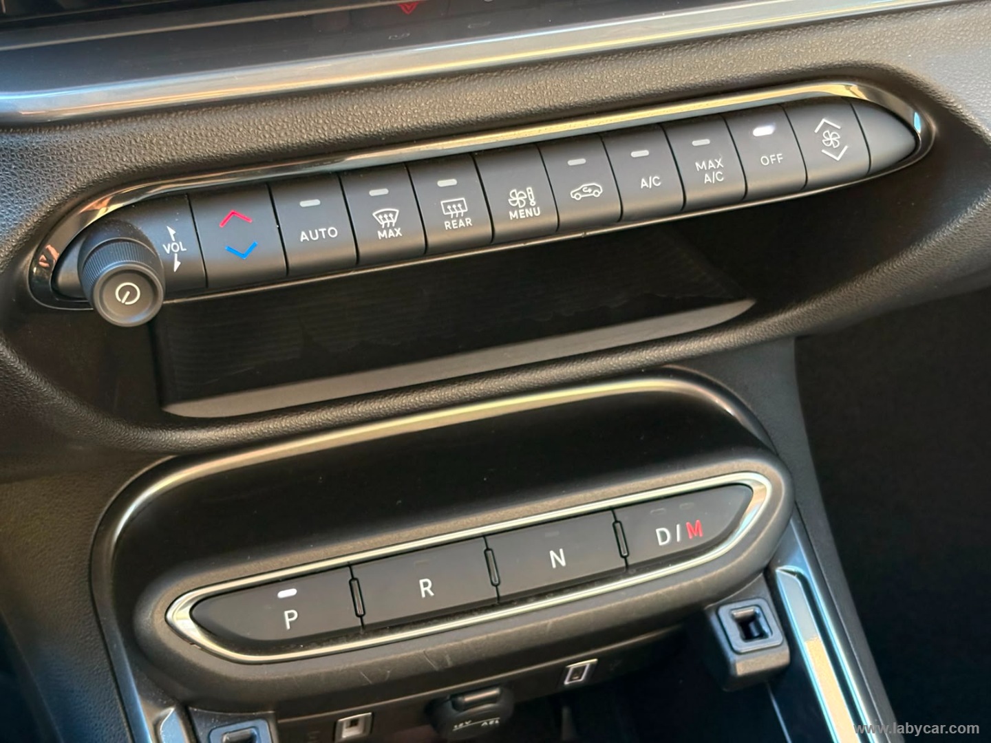 Fiat 600 Hybrid 110 CV DCT MHEV La Prima - Immagine 22