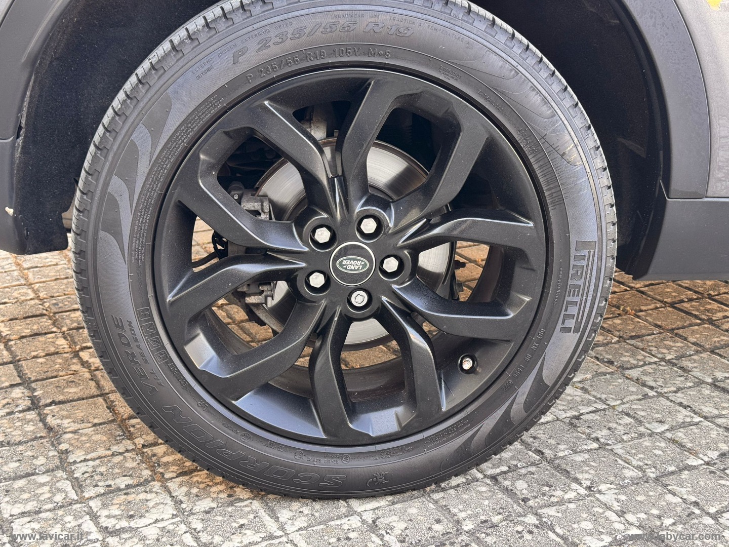 Discovery Sport 2.0 TD4 150 Bus.Pr. SE - immagine 22