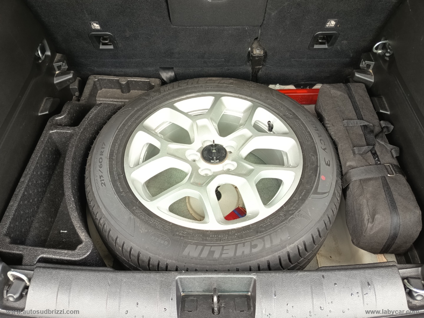 Renegade 1.6 Mjt 120CV Limited - immagine 22
