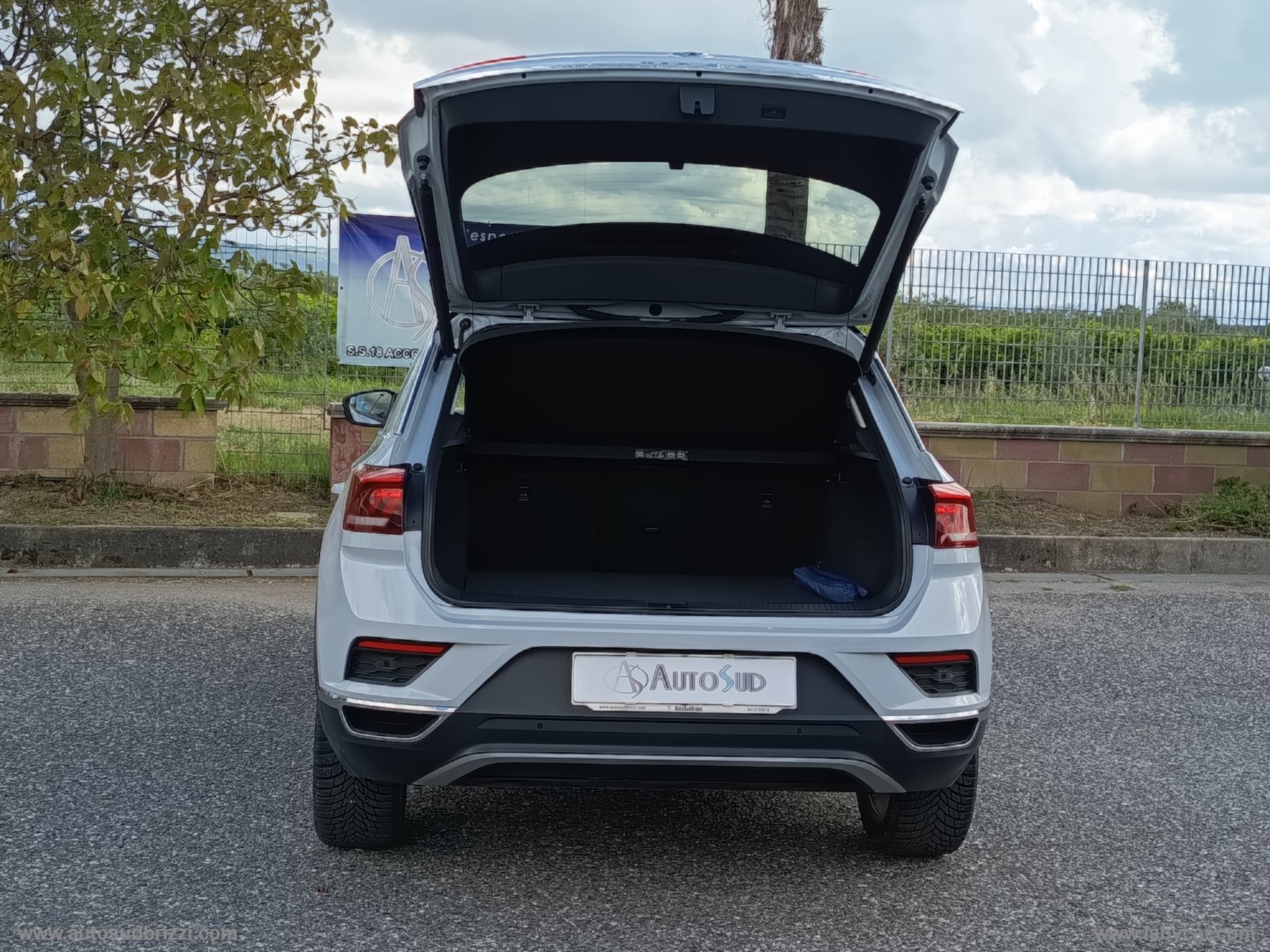 T-Roc 1.6 TDI SCR Advanced BlueMot.Tech. NAVI+RETRO - immagine 22