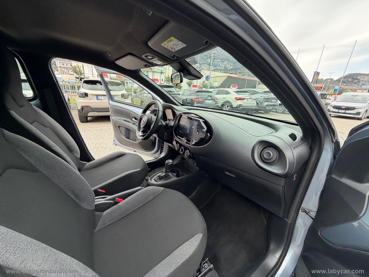 Aygo X 1.0 VVT-i 72 CV 5p. ACTIVE S-CVT - immagine 22