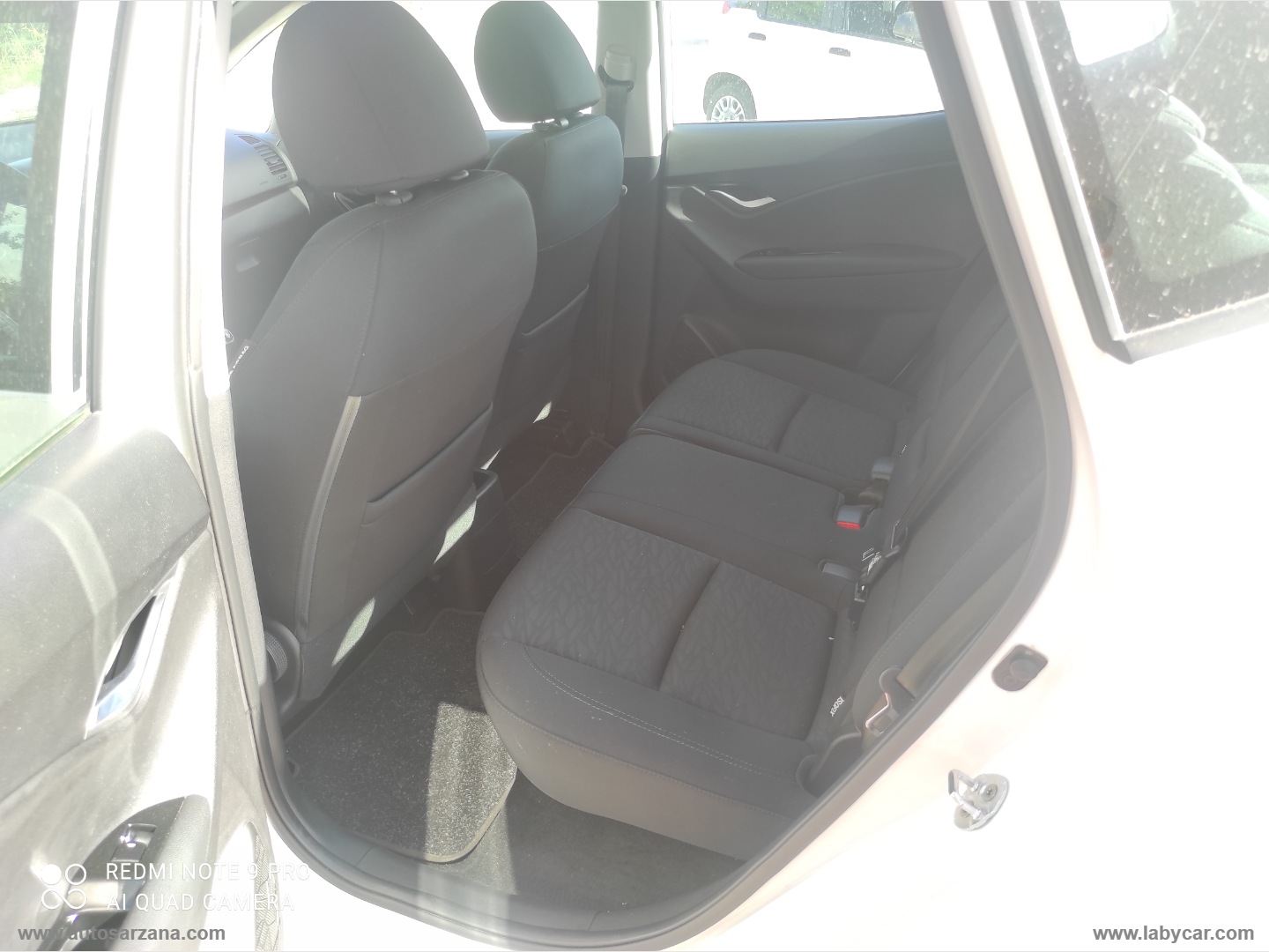 ix20 1.4 90 CV Comfort - immagine 22