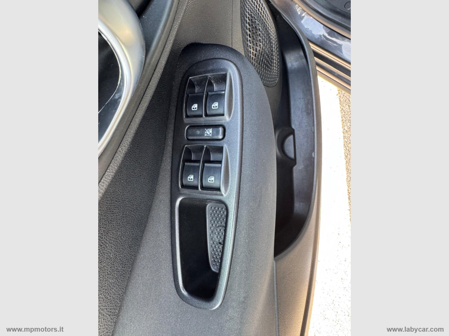 500L CONNECT 1.3 MJ 95 CV - immagine 22