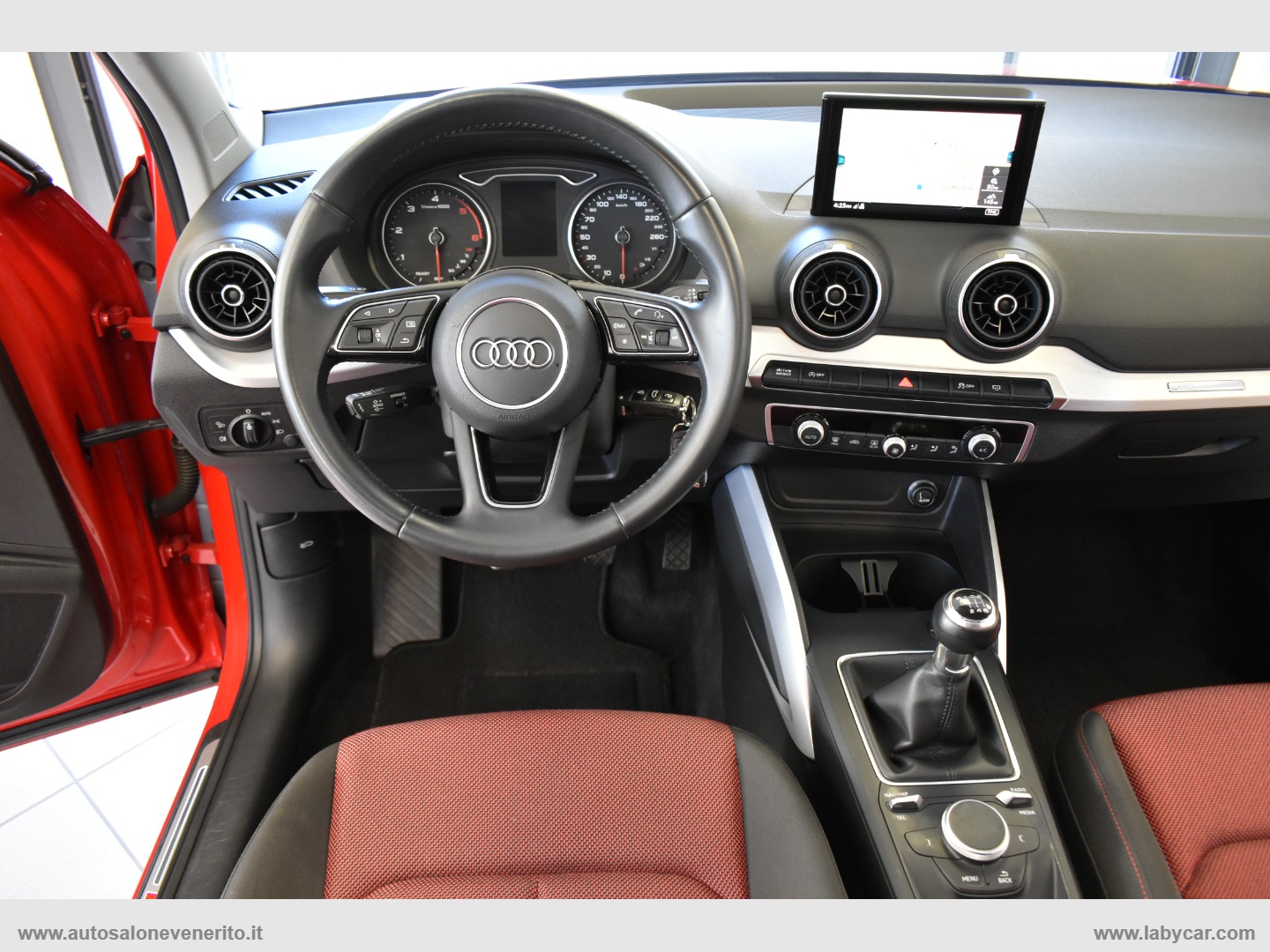 Q2 30 TDI S tronic Identity Black - immagine 22