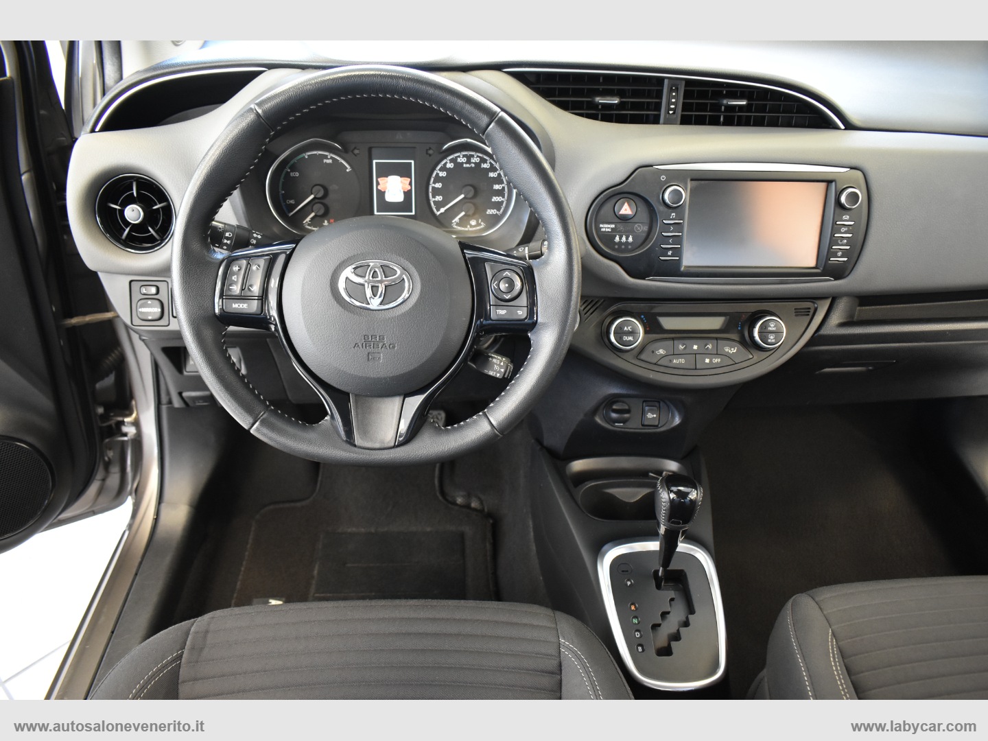 Yaris 1.5 Hybrid 5p. Active - immagine 22
