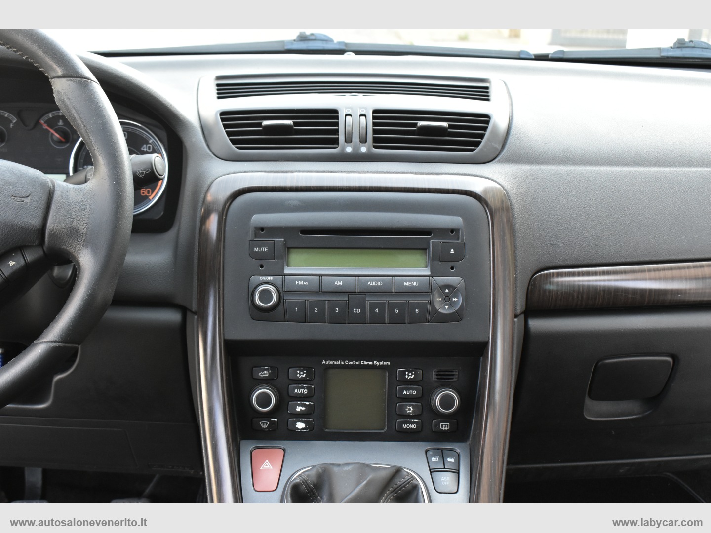 Croma 1.9 MJT Emotion - immagine 22