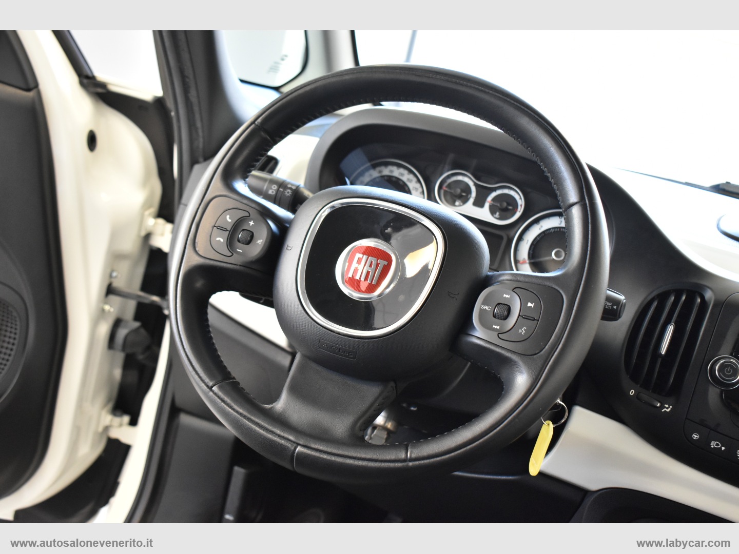 500L 1.3 MJT 95 CV Business - immagine 22