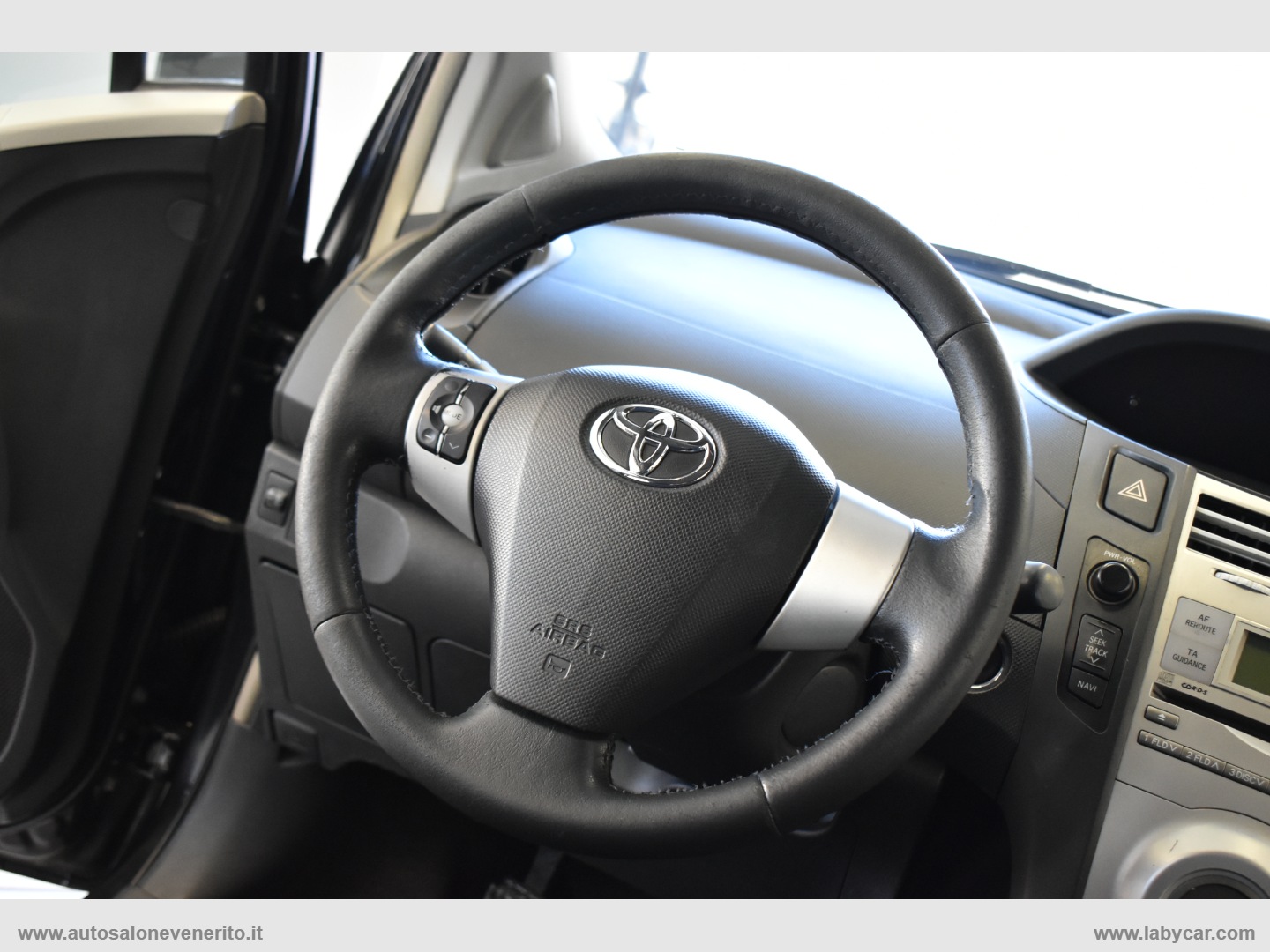 Yaris 1.4 D-4D 5p. Sol - immagine 22