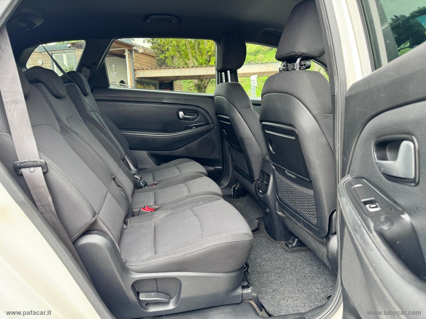 Carens 1.7 CRDi 136 CV Auto Class - immagine 22