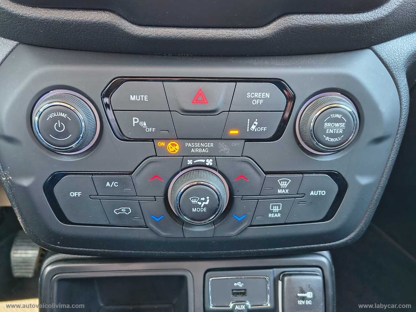 Renegade 1.6 Mjt 130CV Limited - immagine 22