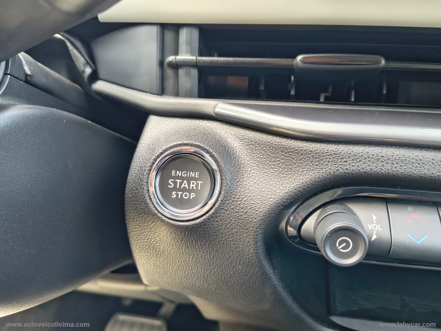 600 Hybrid 110 CV DCT MHEV La Prima - immagine 22