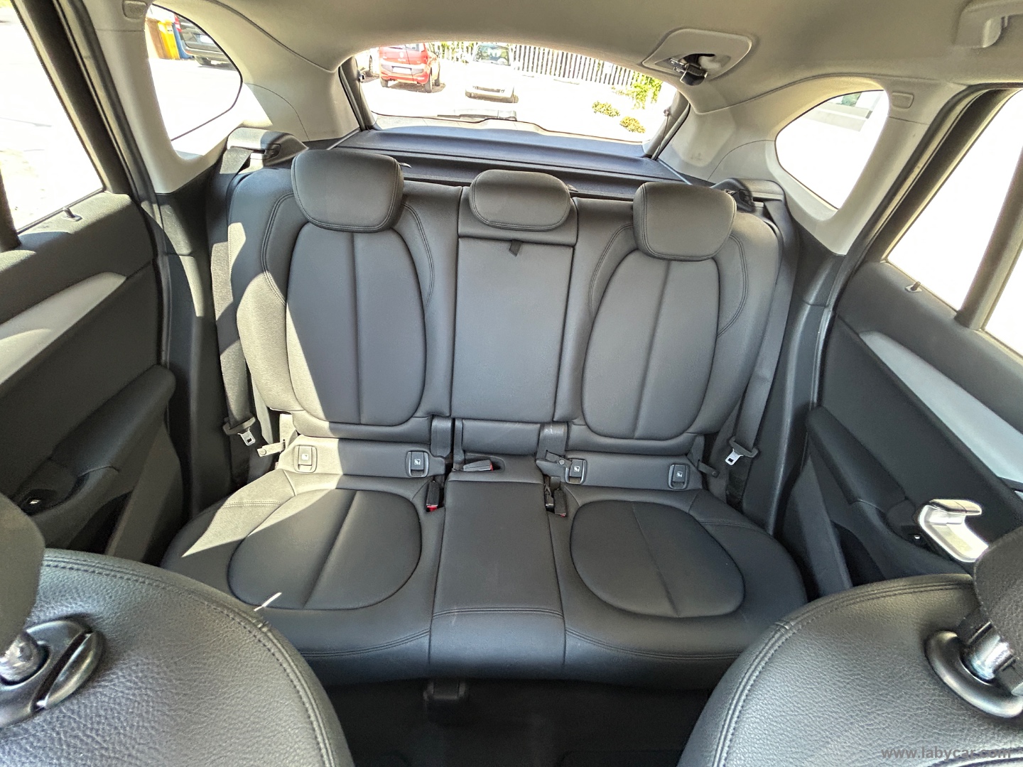 X1 xDrive18d Sport - immagine 22