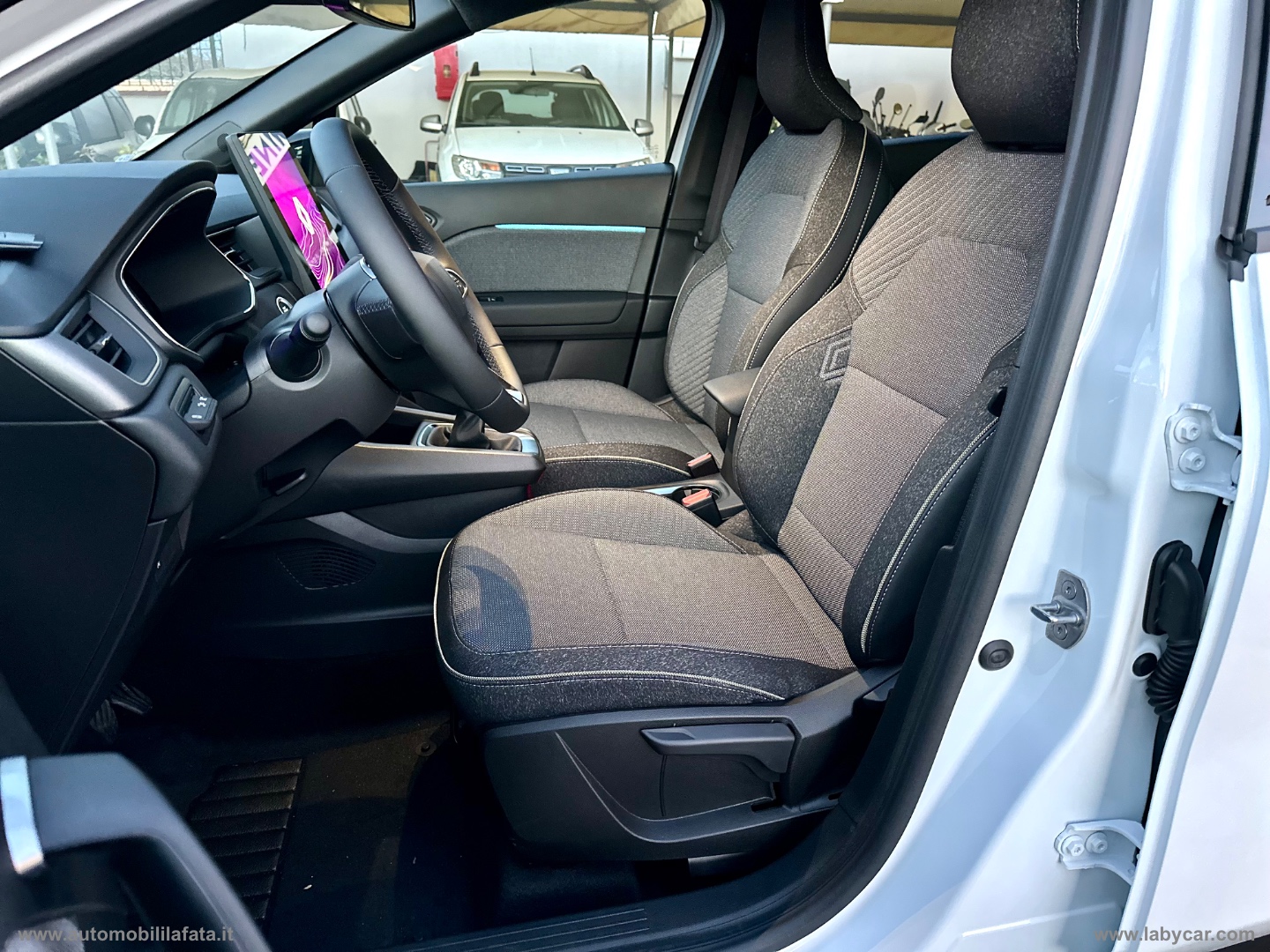 Captur ECO-G 100 CV Techno AZIENDALE KM 3.000 - immagine 22