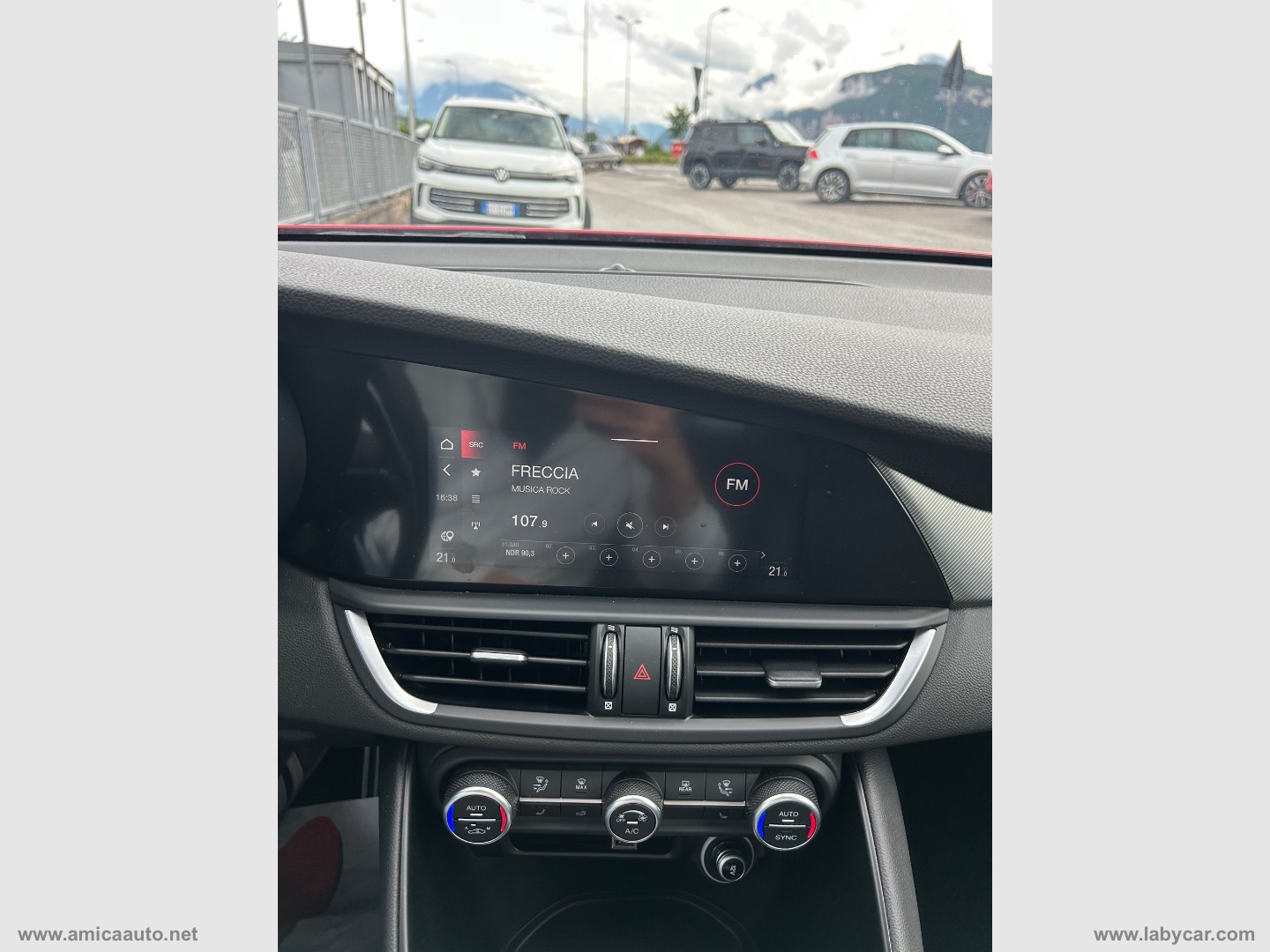 Giulia 2.0 Turbo 280CV AT8 AWD Q4 Veloce - immagine 22