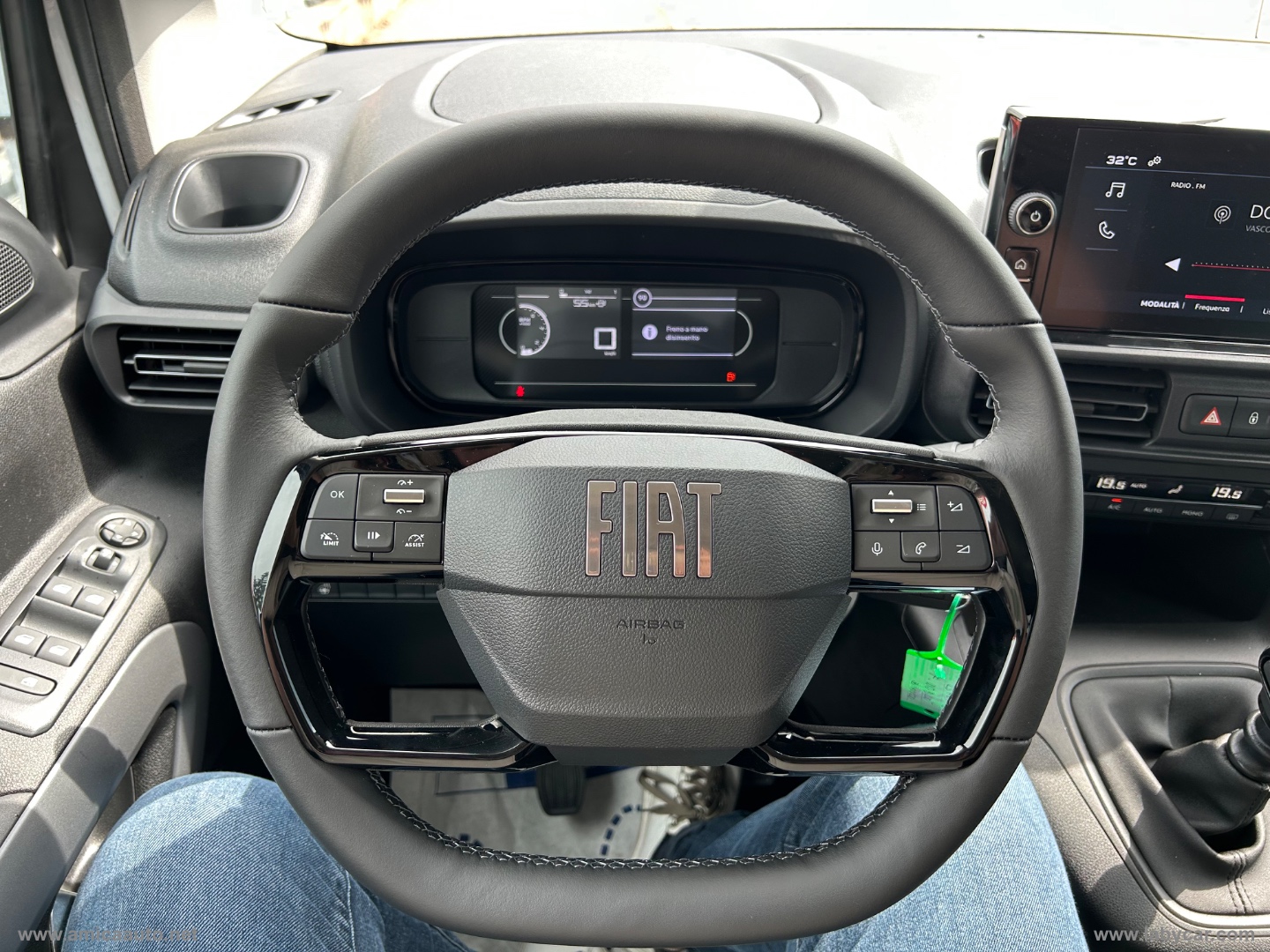 Doblò 1.5 BlueHdi 100CV Combi - All. Olmedo PIANALE RIBASSATO CON RAMPA ACCESSO CARROZZINA - immagine 22