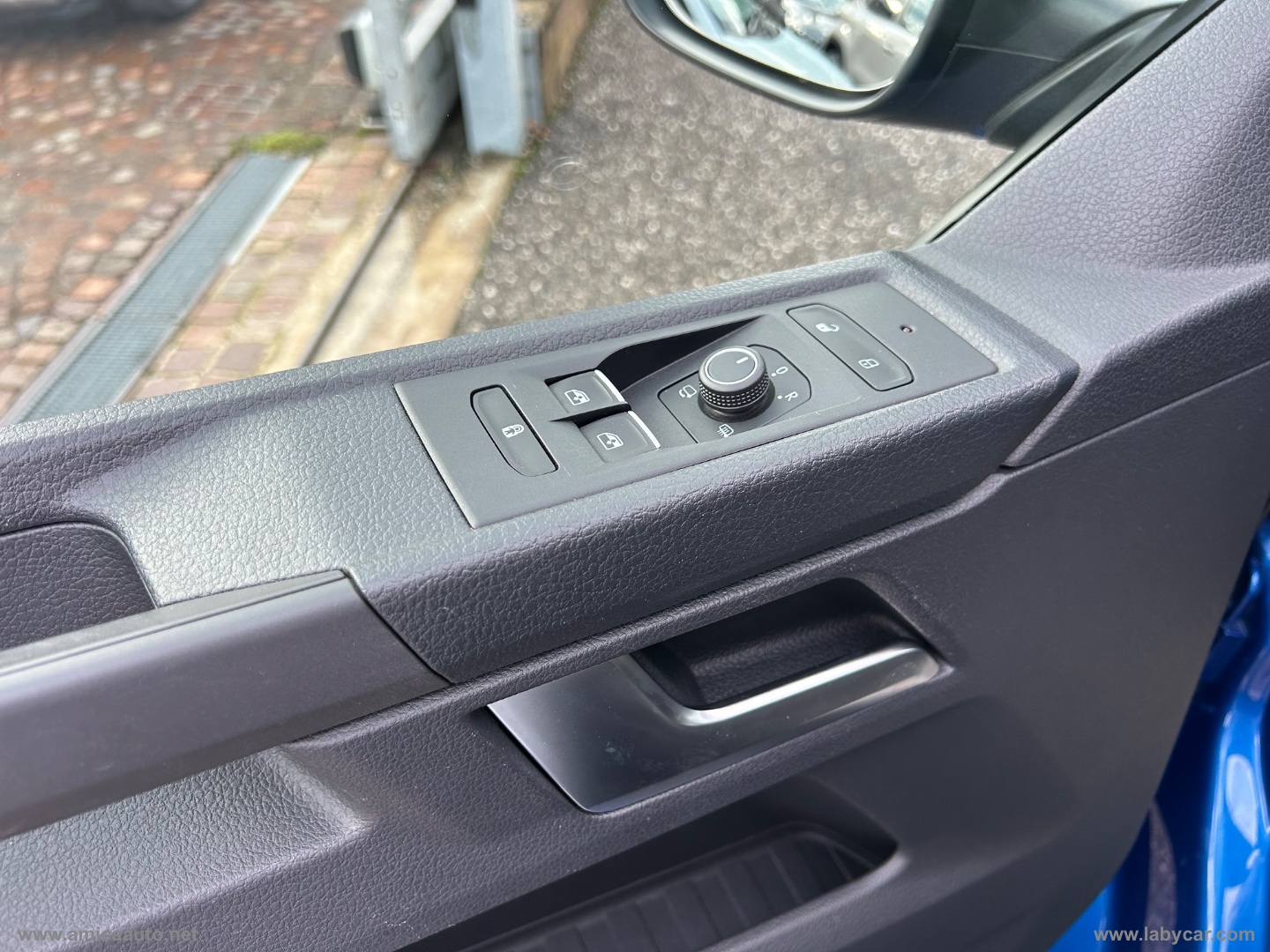 Multivan 2.0TDI 150CV 4M. Space - immagine 22
