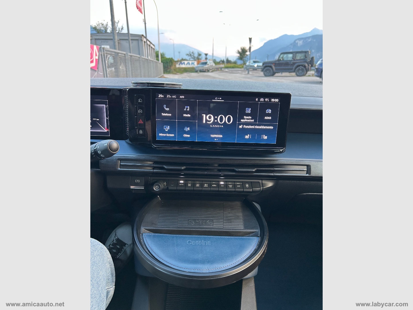 Ypsilon Hybrid e-DCT Ed.Limitata Cassina - immagine 22