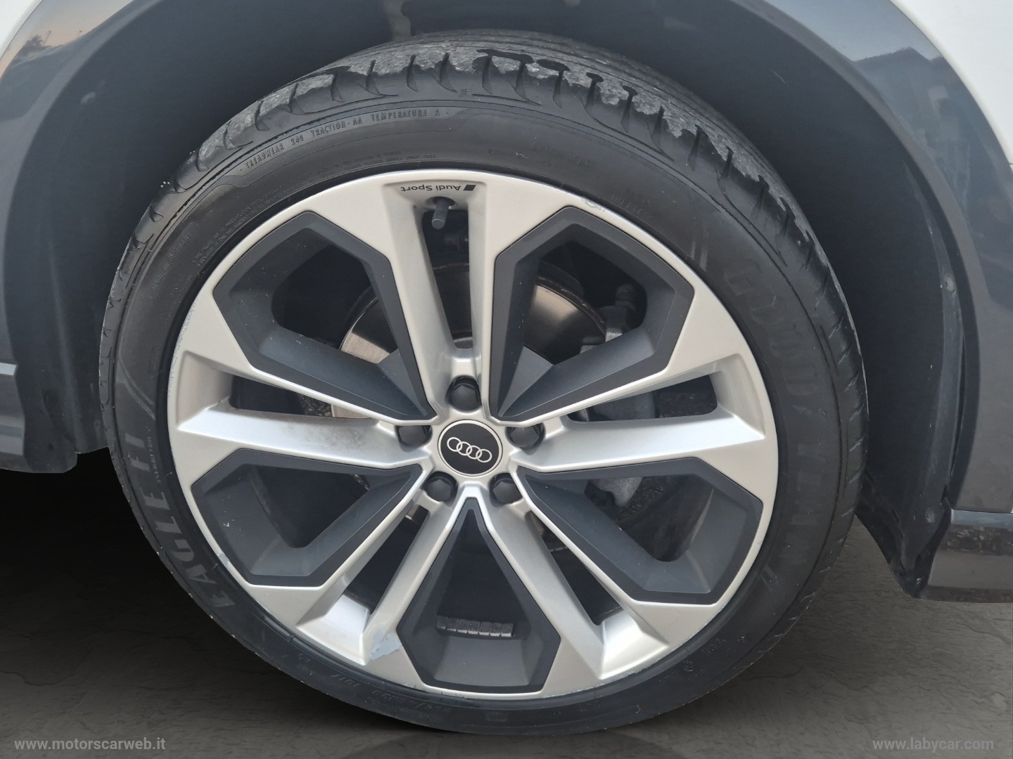 Q3 SPB 35 TDI S tronic Business Plus - immagine 22