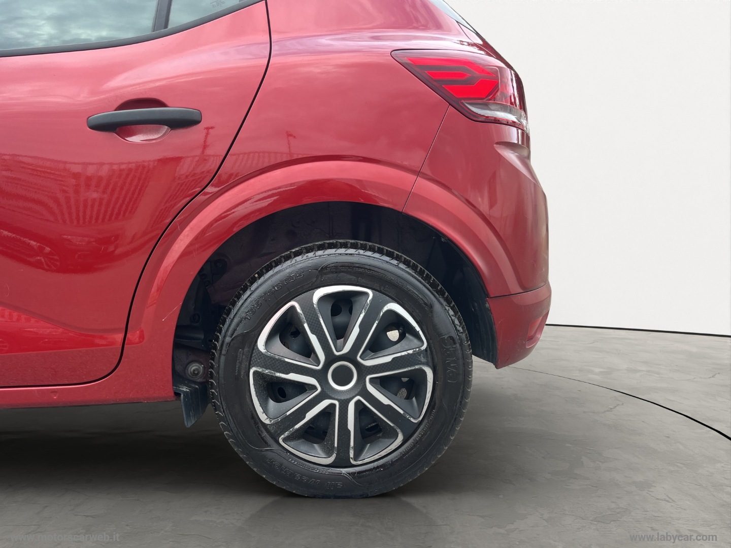 Sandero Streetway 1.0 SCe 65CV Essential - immagine 22