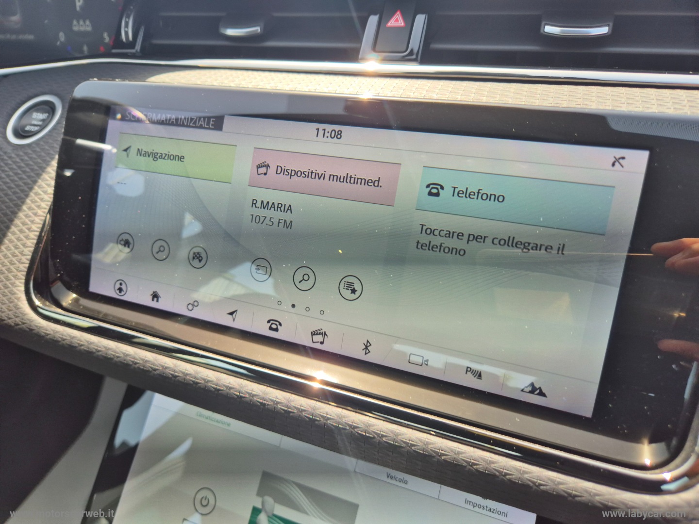 RR Evoque 2.0D I4 MHEV R-DYNAMIC AWD 150CV AUTO - immagine 22