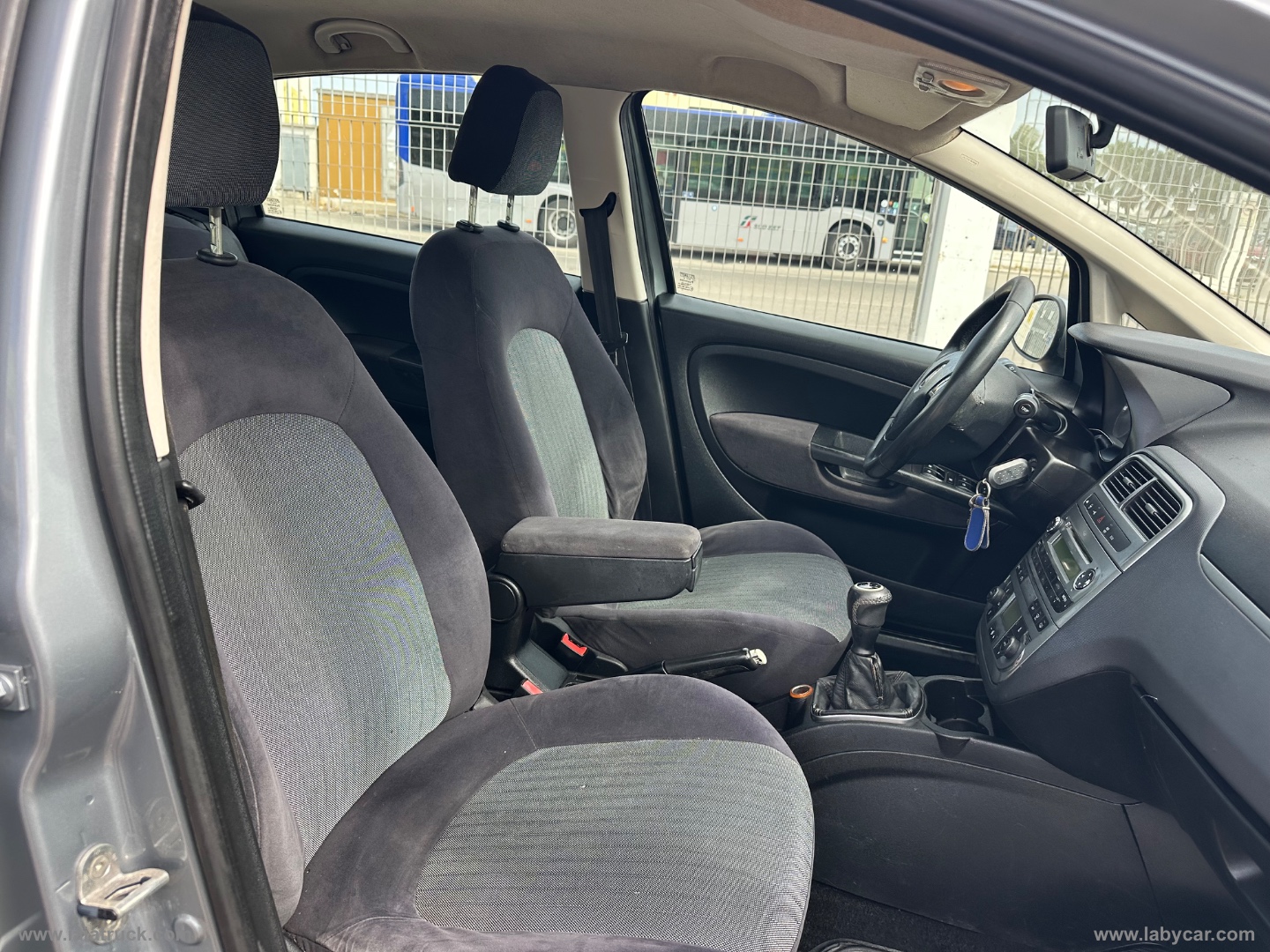Grande Punto 1.3 MJT 90 CV 5p.CAMBIO SEQUENZIALE - immagine 22