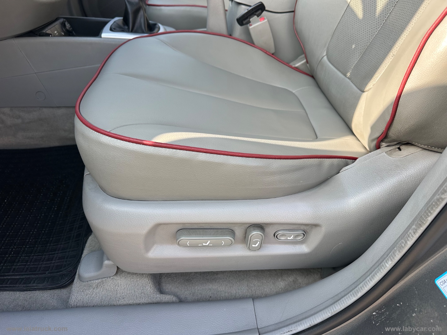 Santa Fe 2.2 CRDi VGT Active 5 p.ti - immagine 22