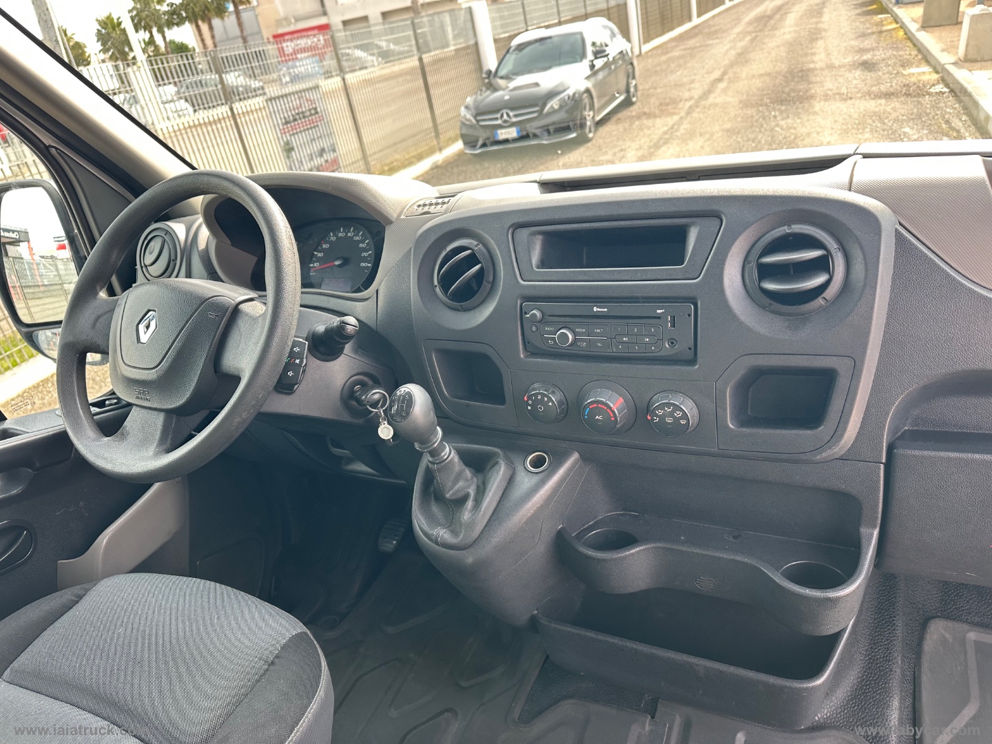 Master 2.3dCi150CV MAXI VOLUME TETTO ALTO GEMELLATO - immagine 22