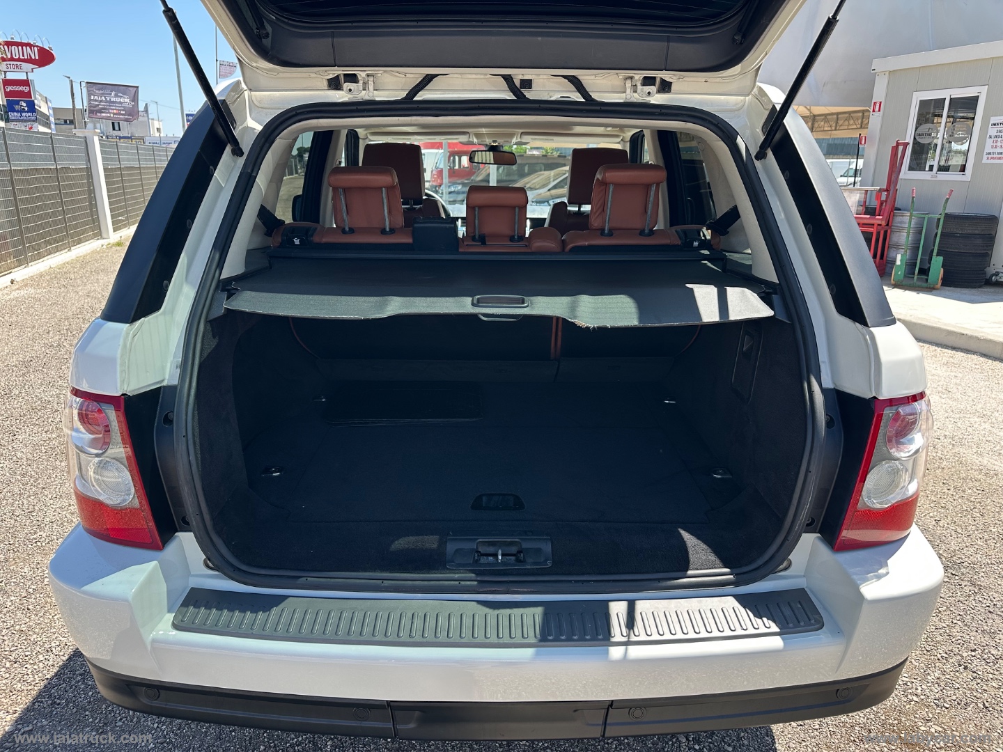 Range Rover Sport 2.7 TDV6 HSE - immagine 22