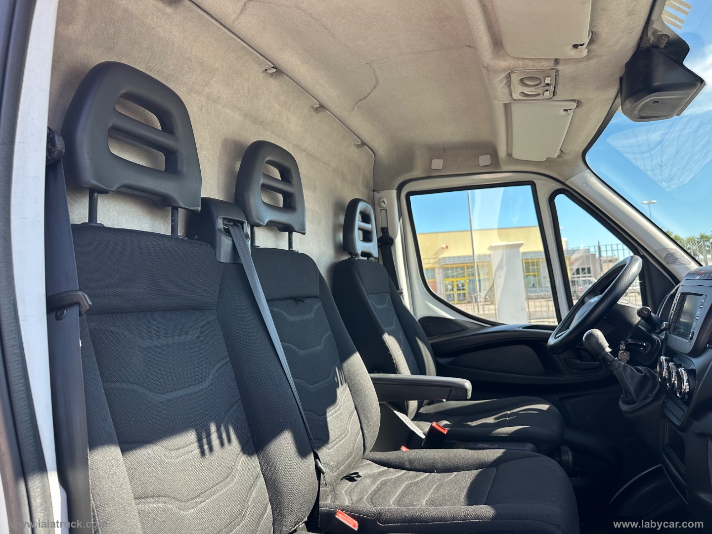 Daily 35S15V 2.3 HPT Furg. EXTRALUNGO E ALTO MOTORE 51000KM - immagine 22