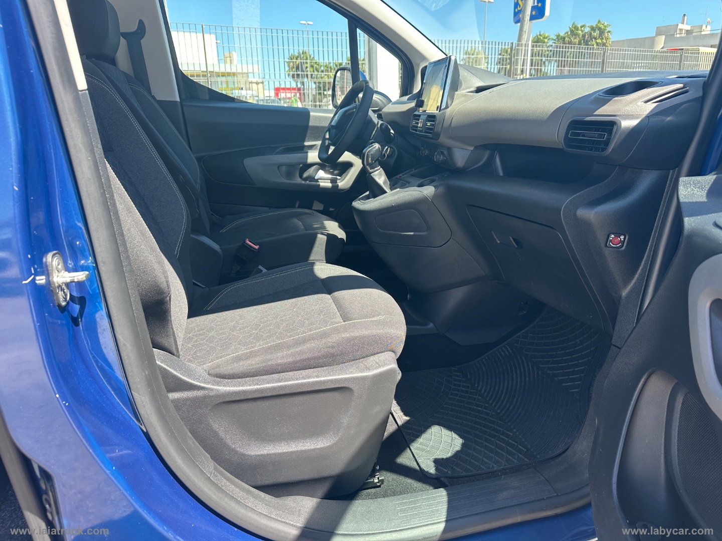 Rifter Mix BlueHDi Active AUTOCARRO N1 5 POSTI - immagine 22