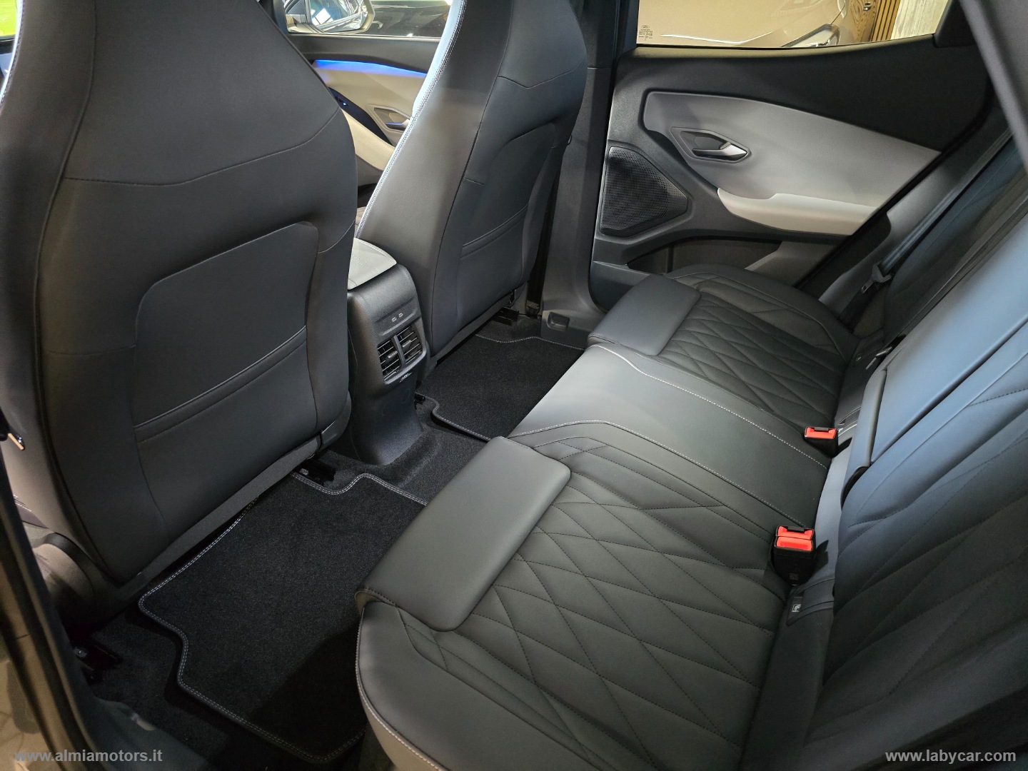 Explorer-E Ext. Range Exp. Prem. 286 CV - immagine 22