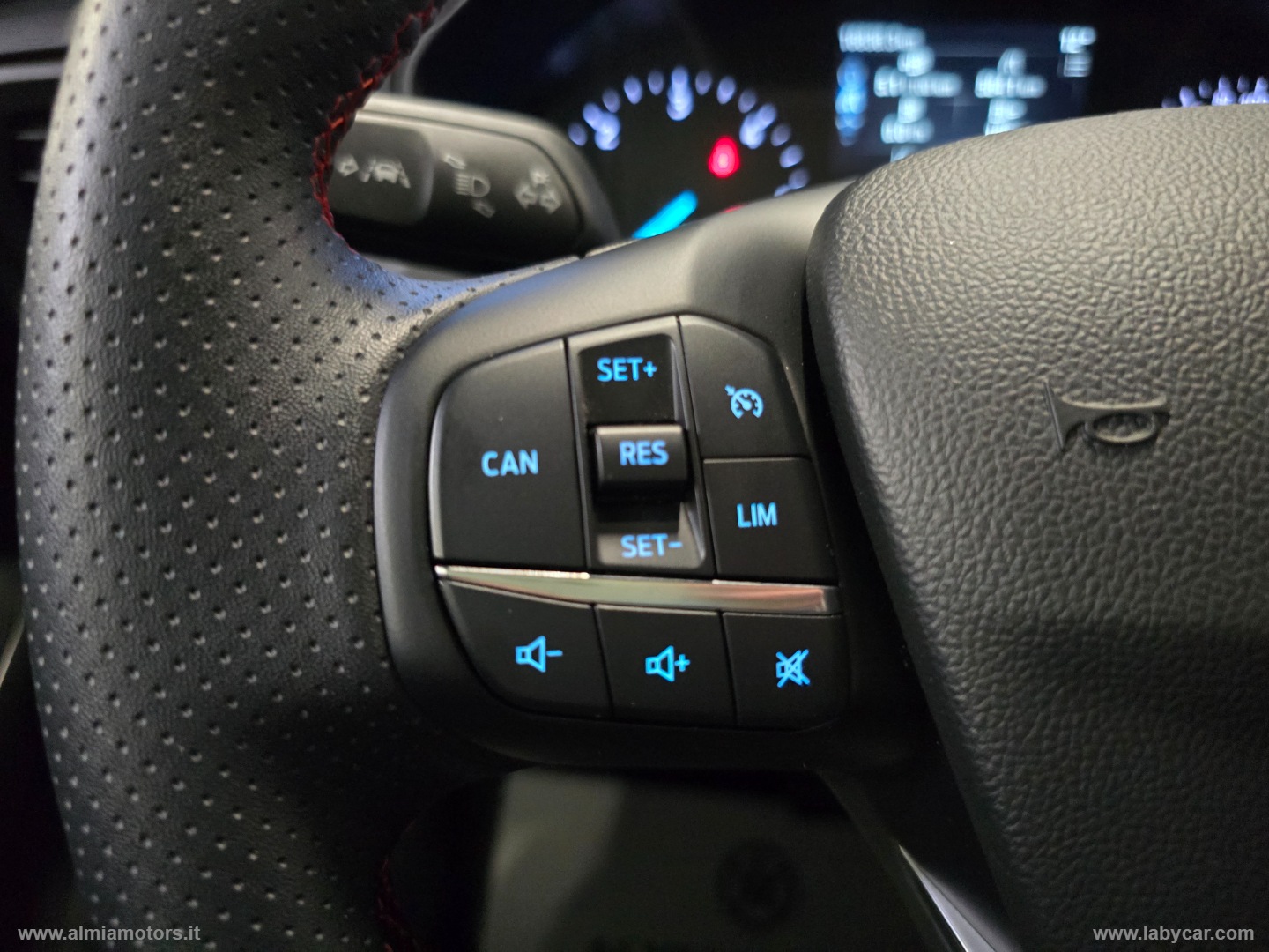 Focus 1.5 EcoBlue 115CV aut. 5p. ST-Line - immagine 22