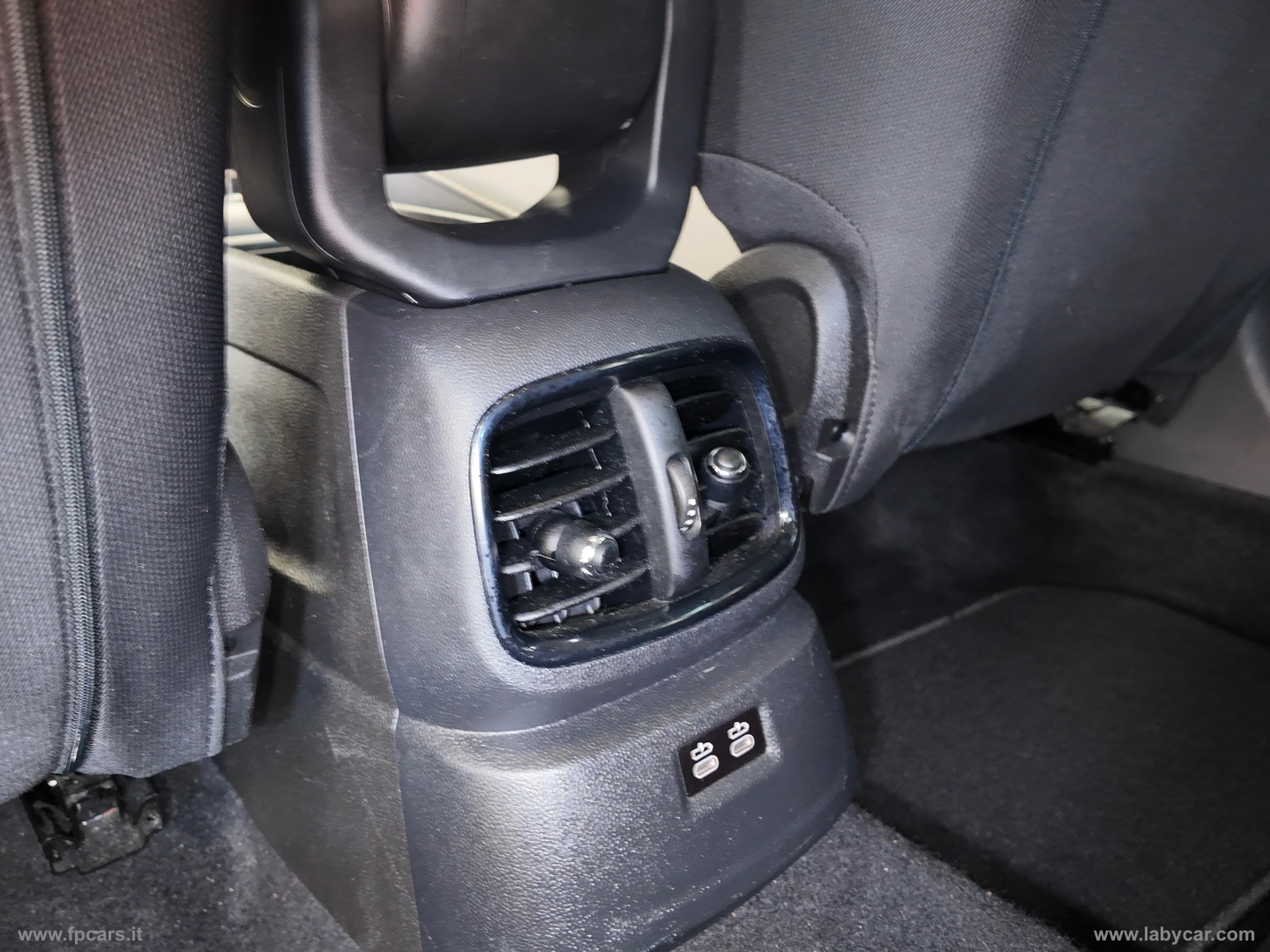 Mini Cooper D Business Countryman Aut. - immagine 22