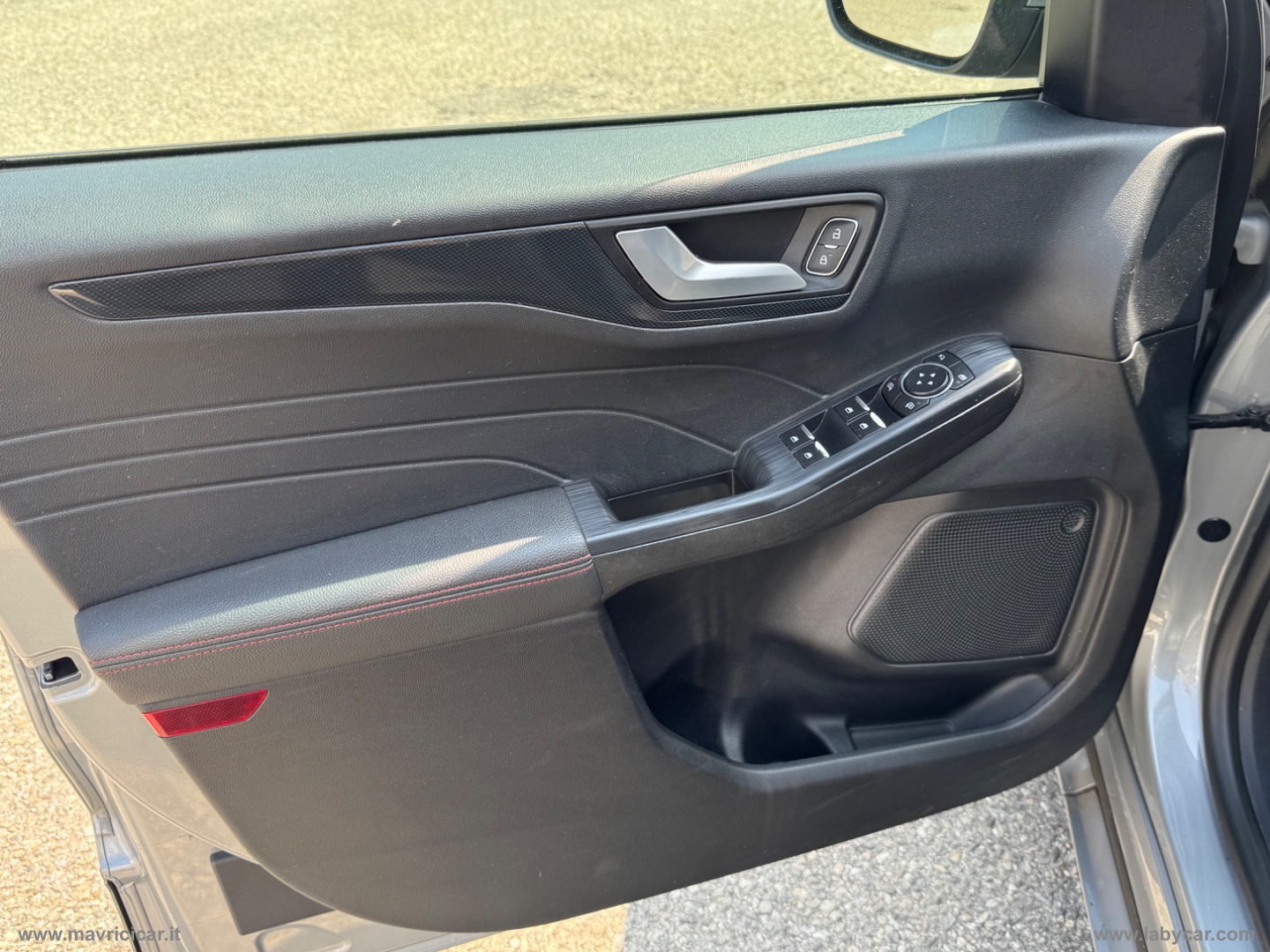 Kuga 1.5 EcoBlue 120 CV aut. 2WD ST-Line - immagine 22