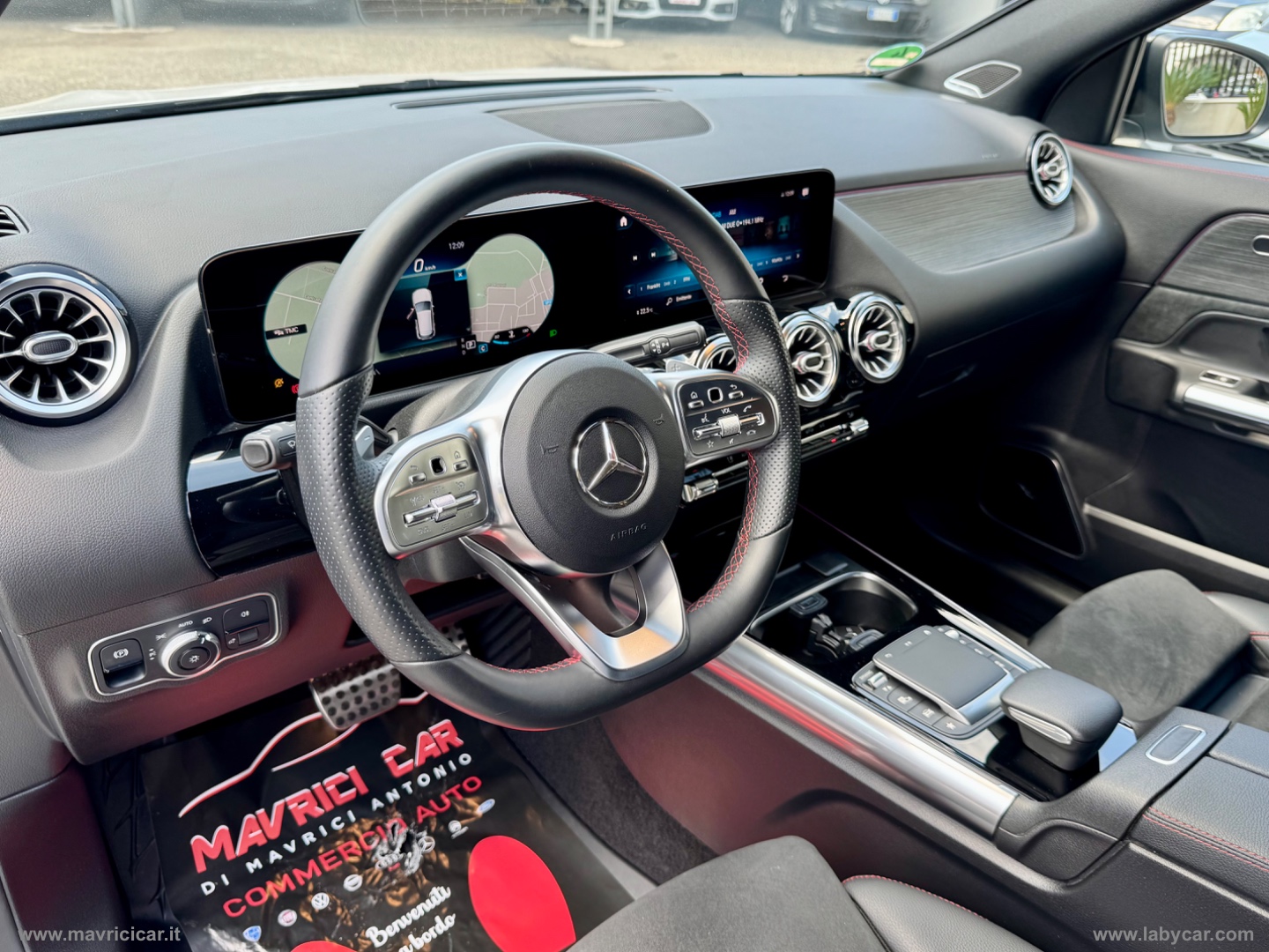 GLA 220 d Automatic 4Matic Premium - immagine 22