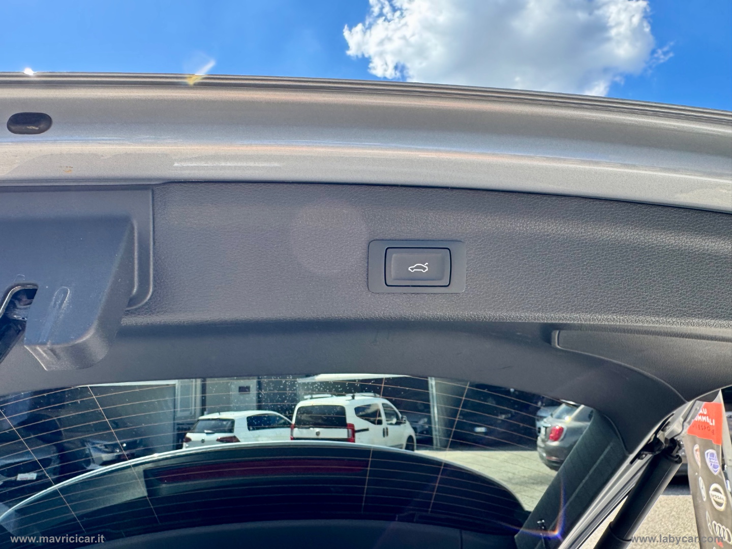 Q3 35 TDI S tronic Business Advanced - immagine 22