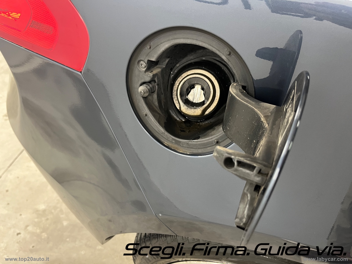 V40 D2 Geartronic Momentum|FARI LED|8 GOMME|PELLE - immagine 22
