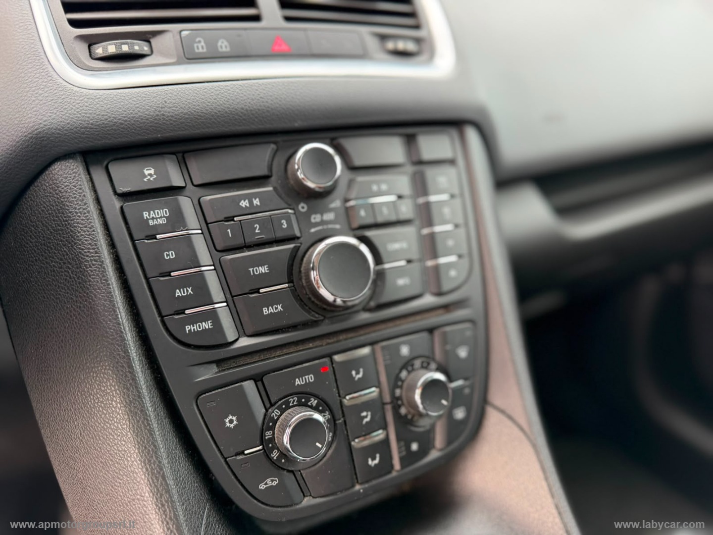 Meriva 1.3 CDTI 95 CV ecoFLEX Cosmo - immagine 22