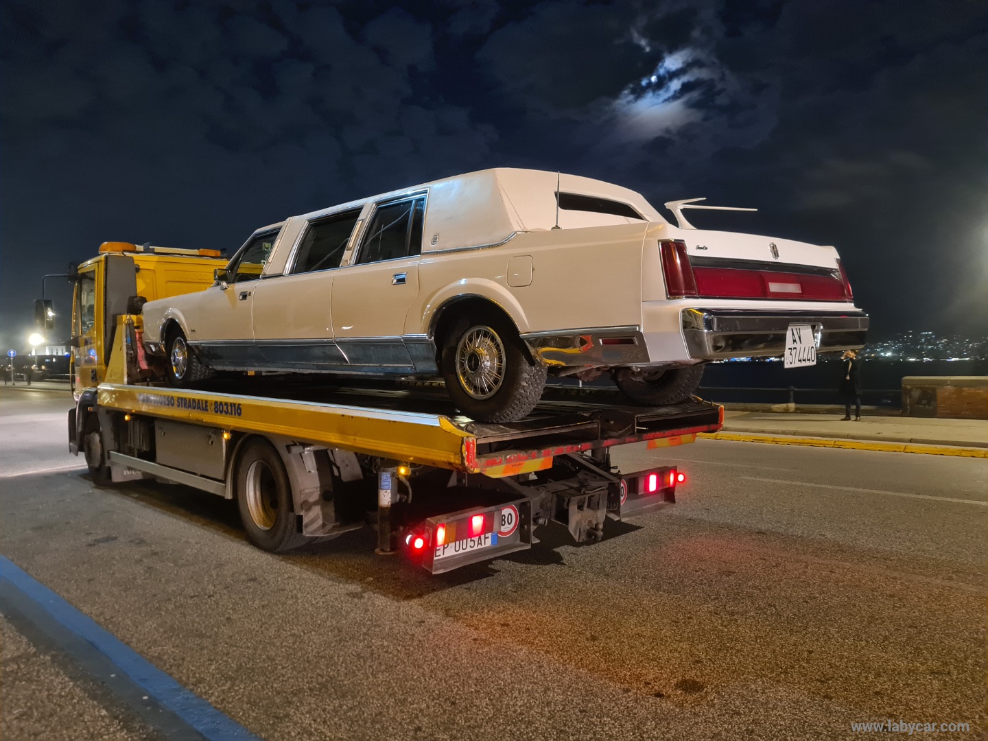 TOWN CAR - immagine 22