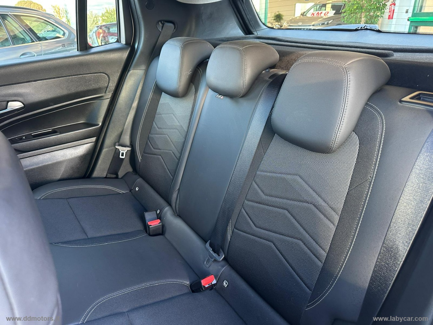Avenger 1.2 Turbo 100 CV Altitude NEOPATENTATI - immagine 22