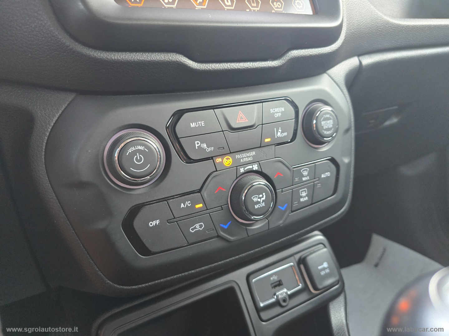 Renegade 1.6 Mjt 130CV Limited - immagine 22