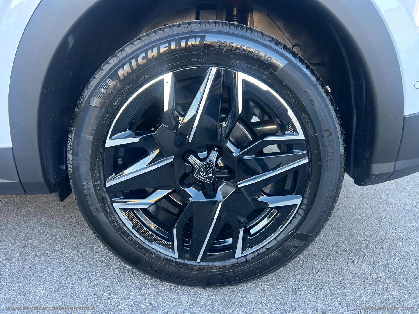 3008 Hybrid 145 e-DCS6 Allure KM/0 - immagine 22