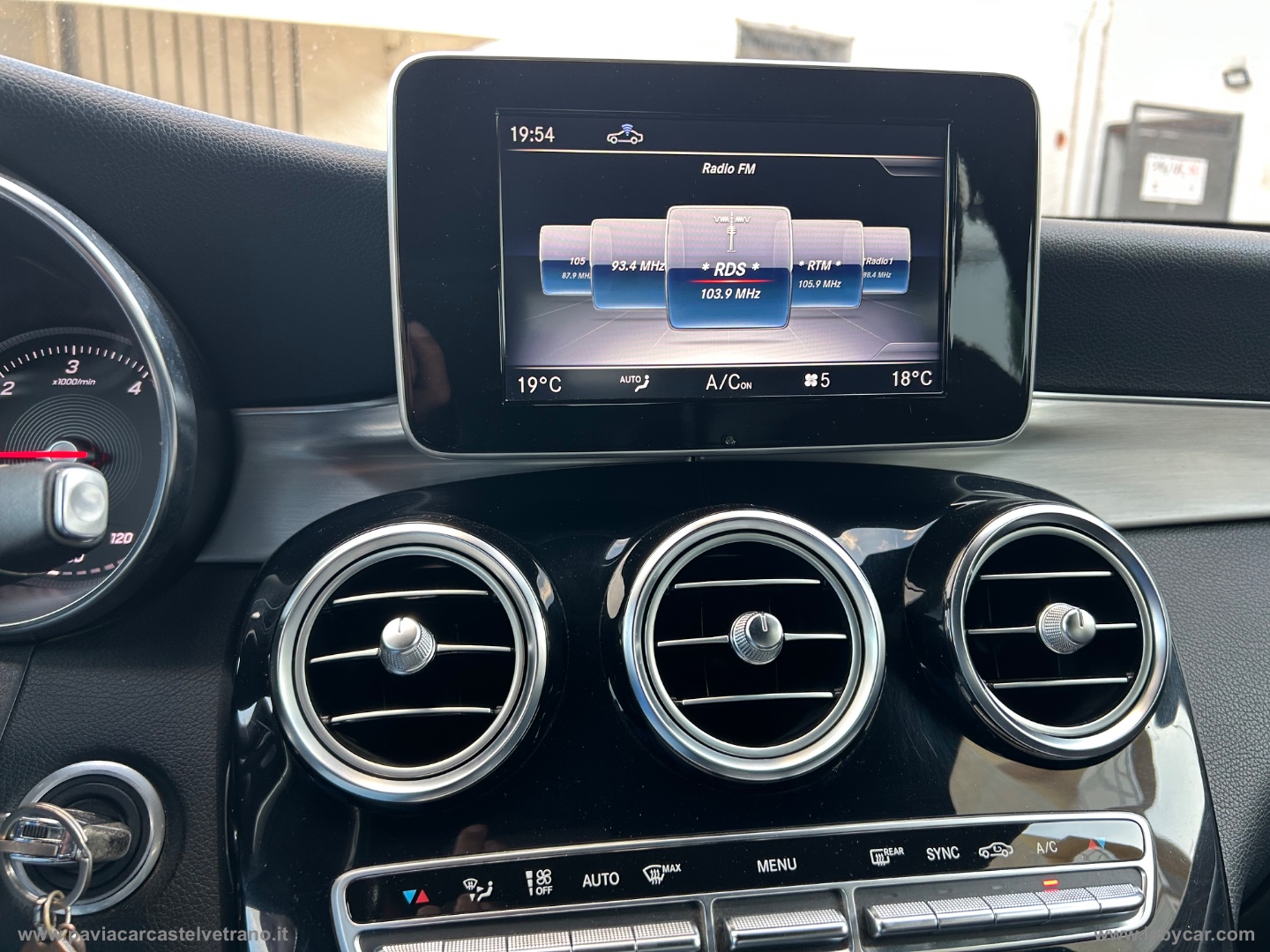 GLC 220 d 4Matic Premium - immagine 22