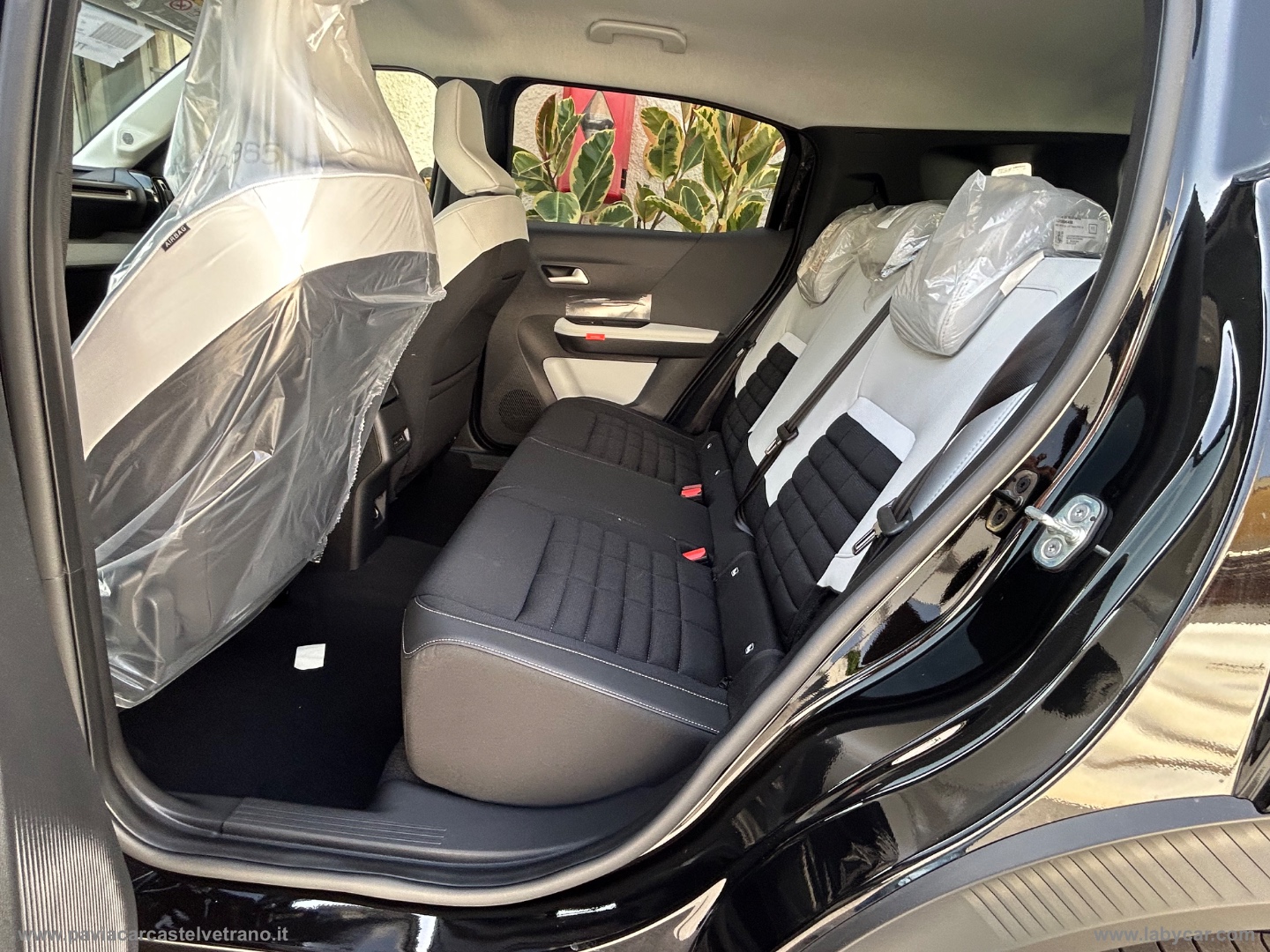C3 Aircross Hybrid 145 e-DCS6 MAX KM/0 - immagine 22