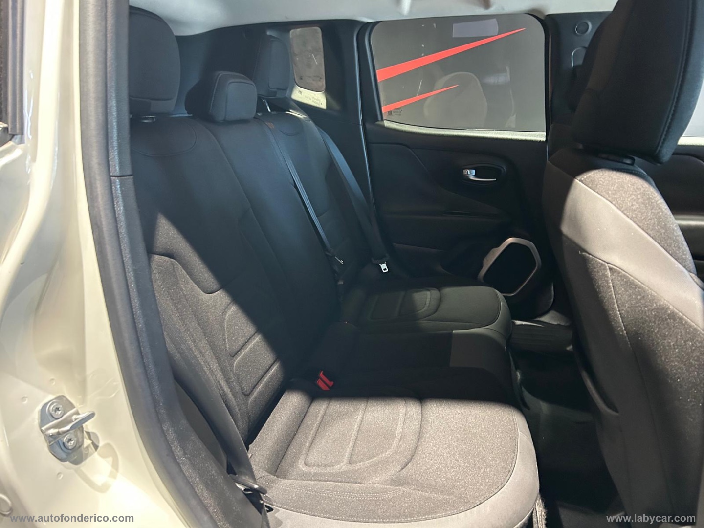 Renegade 2.0 Mjt 140 CV 4WD Limited - immagine 22