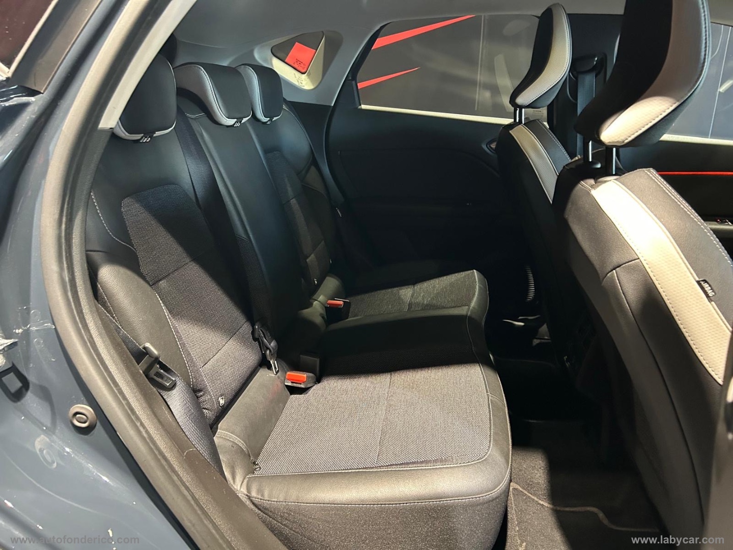 Captur TCe 12V 100 CV GPL Intens - immagine 22